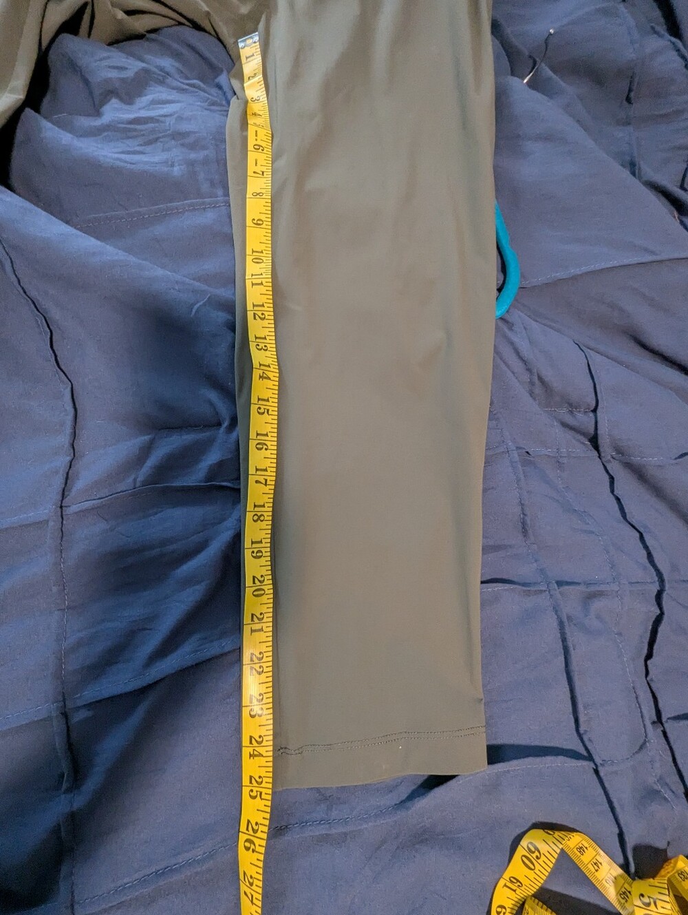 Vuori Women's Miles Ankle Pants Green/Grey sz XL Performance Stretch - Picture 5 of 8